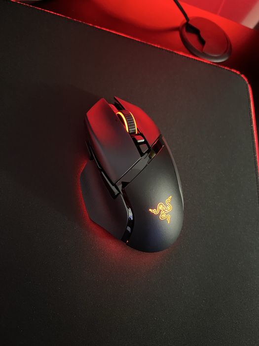 Razer Basilisk v3 PRO мишка