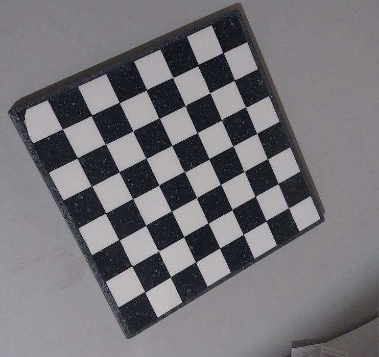 SHaxmat doskasi toshdan