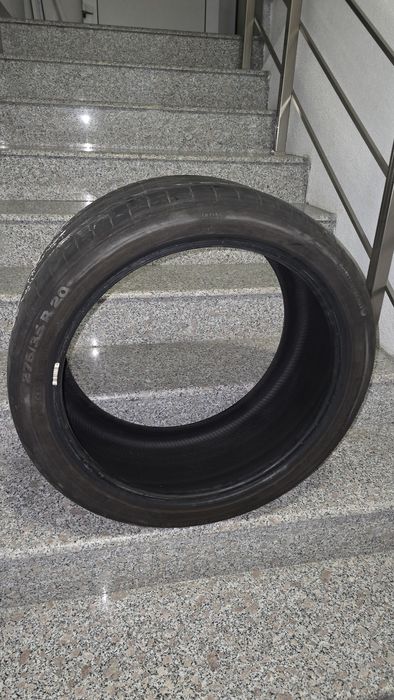 1бр continental 275/ 35 R20