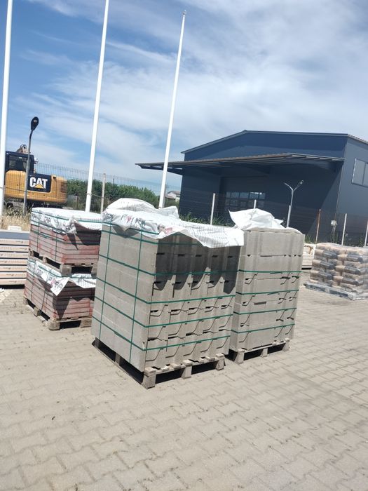 Bolțari de fundație/ de zidărie și pavele