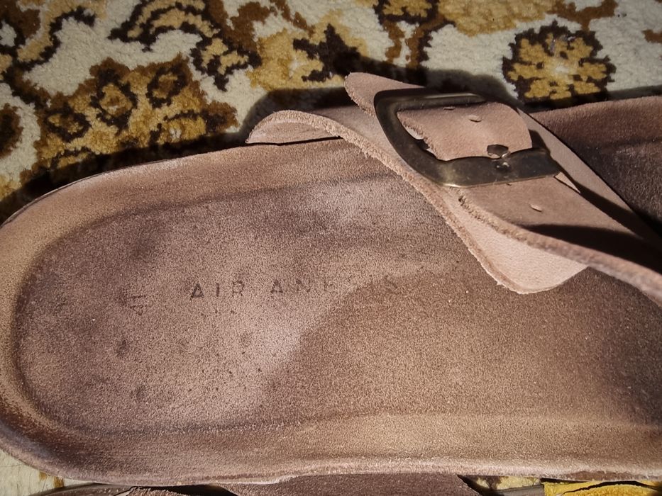 Papuci gen Birkenstock