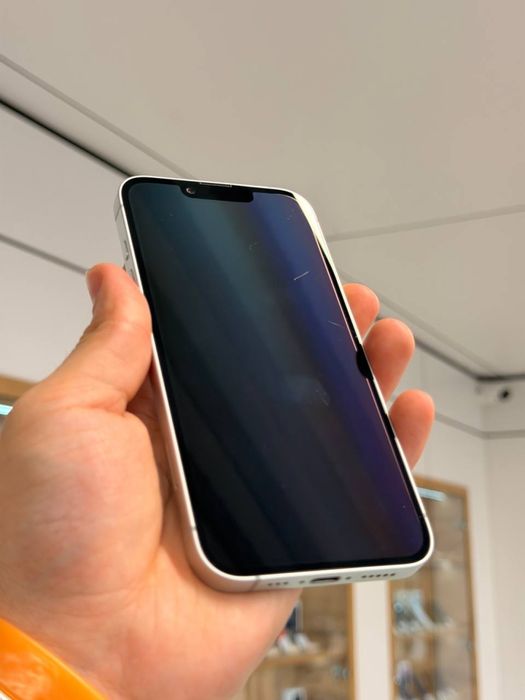 iPhone 16e | 128 GB
