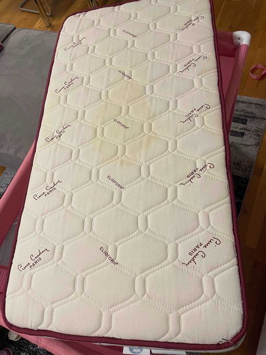 Бебешка сгъваема кошарка легло и матрак Magniflex