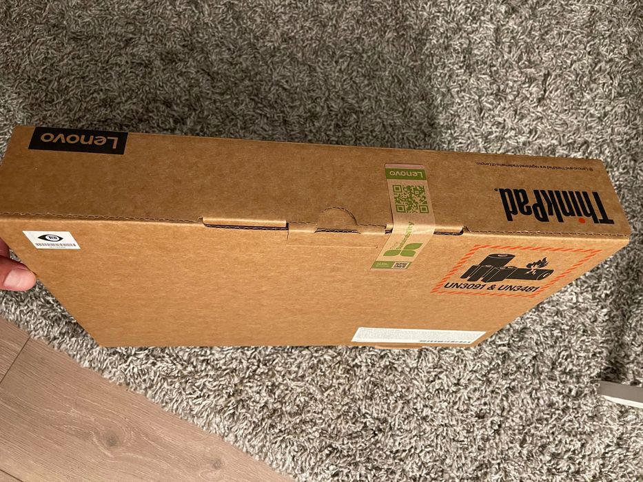 НОВ! Lenovo ThinkPad X1 Carbon Gen 12