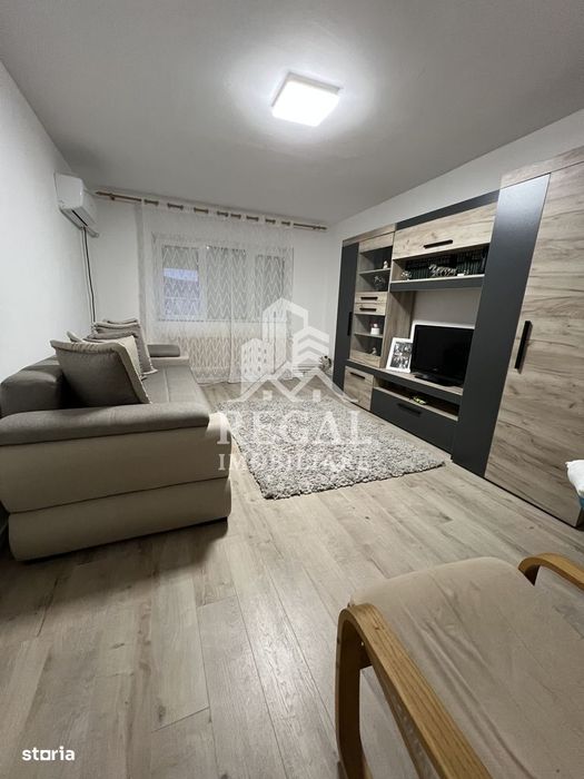 Apartament 2 camere, Micro 5/1 – mobilat și utilat, renovat complet