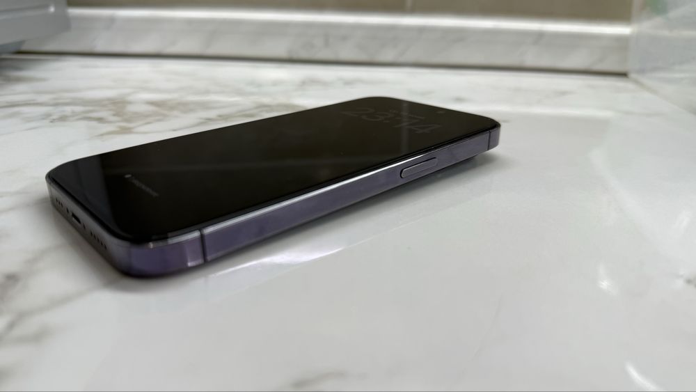 Продам IPhone 14 Pro 256 ГБ