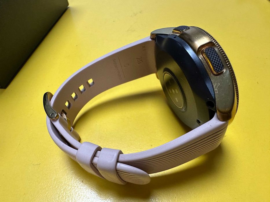 Samsung Galaxy Watch 42mm Розово злато