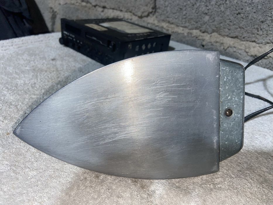 Утюг советский, в рабочем состоянии!