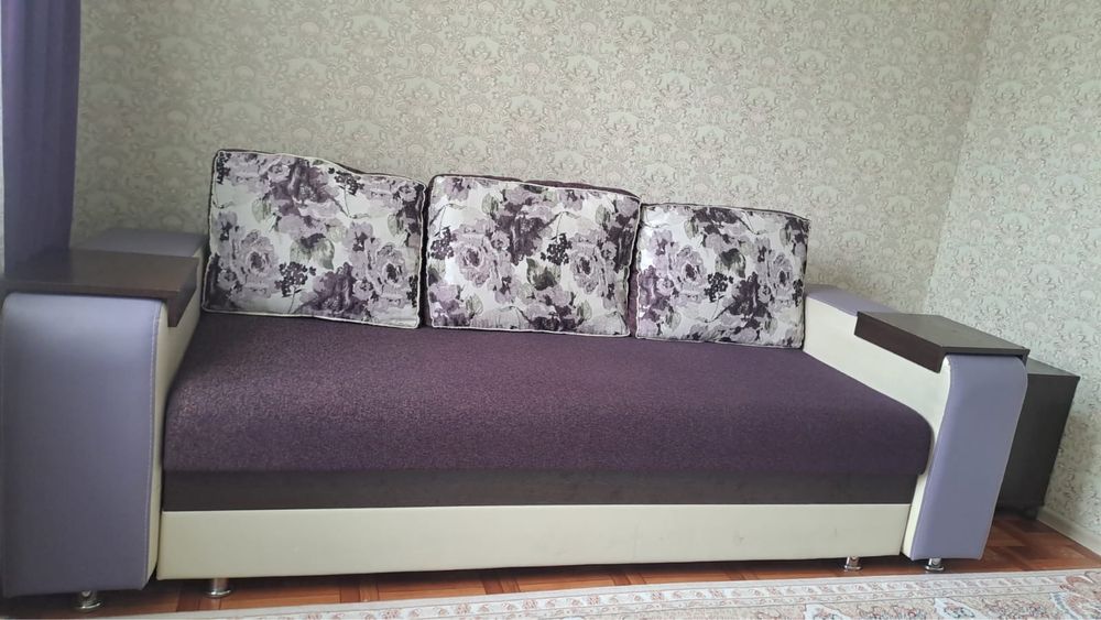 Диванный комплект