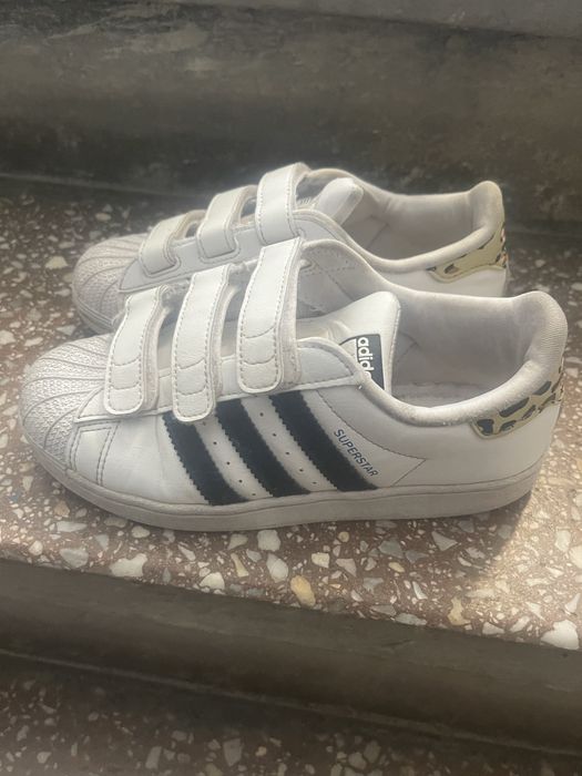 Adidasi Adidas nr 33,5