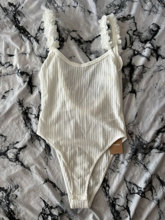 Блузи и боди от Shein