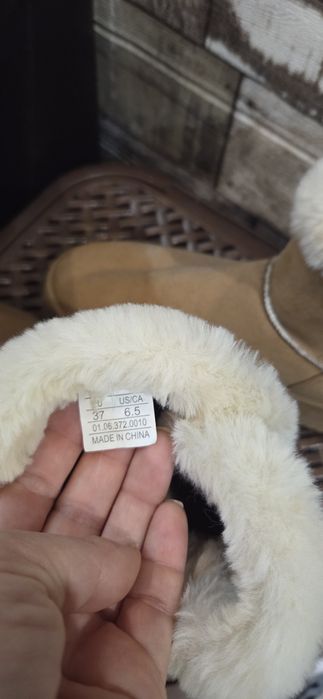 Ботуши с пух 37 номер