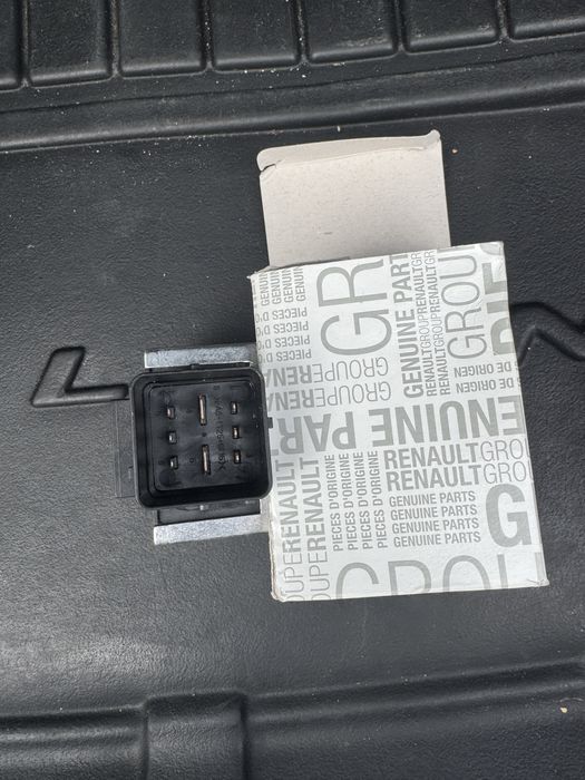 Releu bujii megane 4 OEM 110678071R