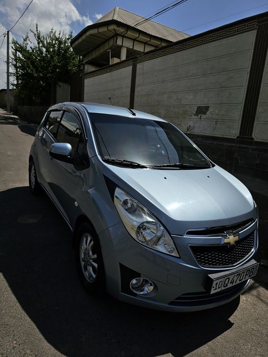 Chevrolet spark цвет: дельфин автомат 2015г.в. в отличном состоянии
