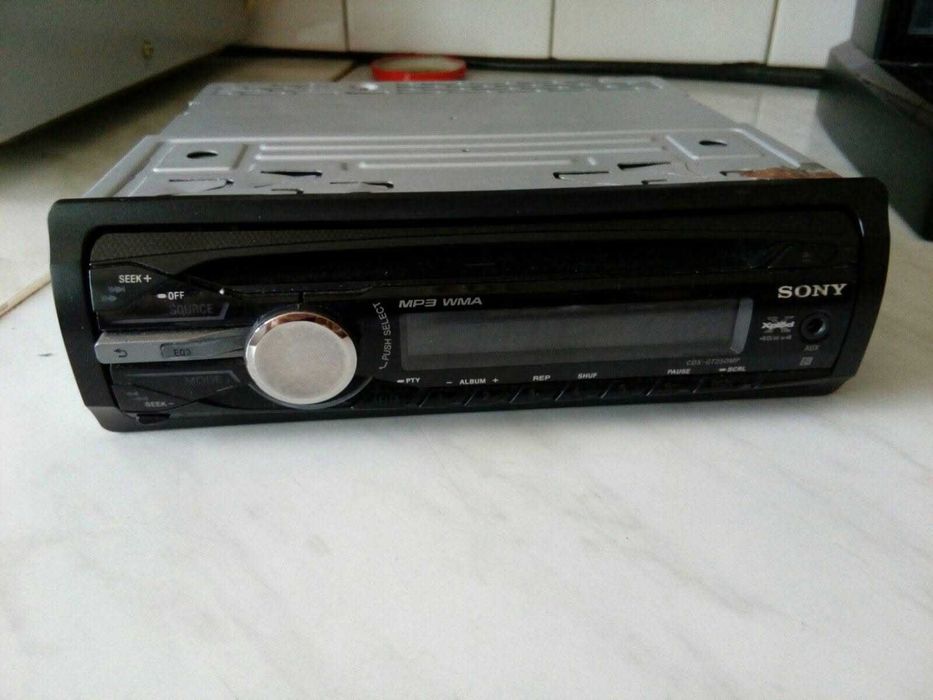 Авторадио Sony CDX-GT250MP