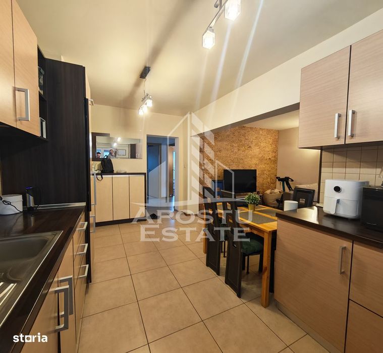 Apartament cu 3 camere de vanzare, zona Aradului, Timisoara