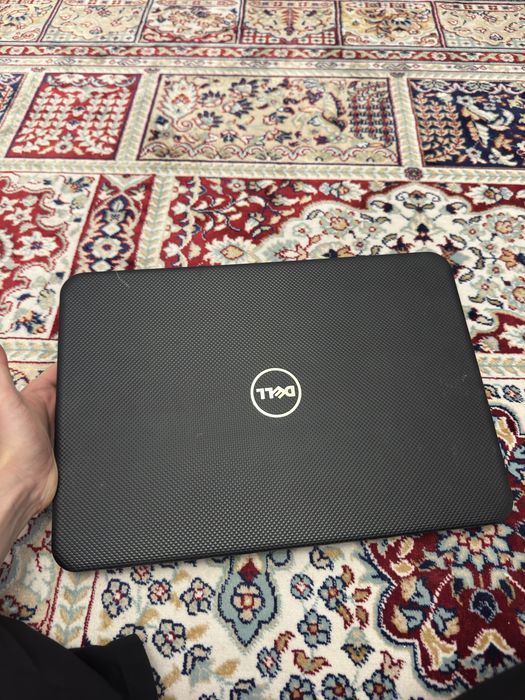Нерабочий ноутбук Dell