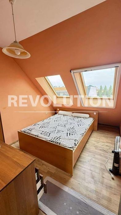 Дава се под наем Двустаен апартамент в Пловдив, Център - 60 кв.м за 357 € - Снимка #2