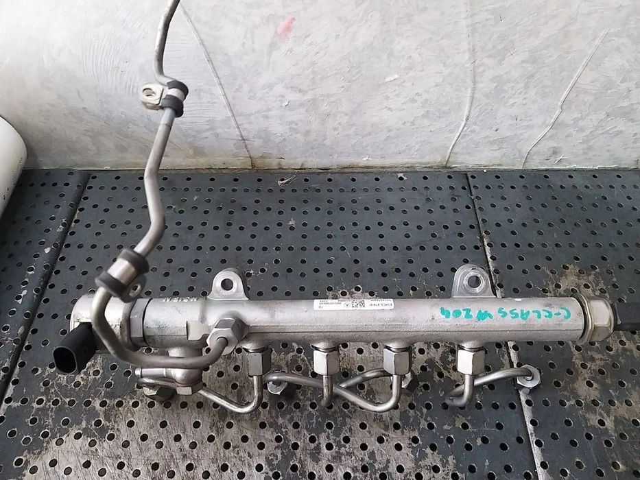 Rampa injectoare 2.2 cdi mercedes c class w204 a6510700495 r9144z240a