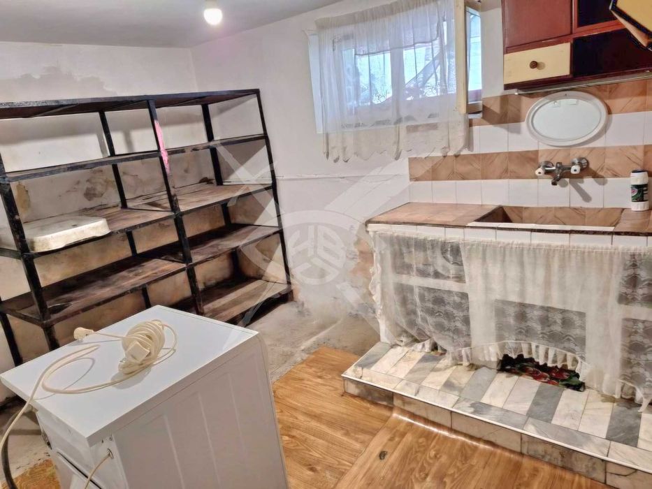 Продава се Етаж от къща в Царево - 49 кв.м за 583 €/кв.м - Снимка #4