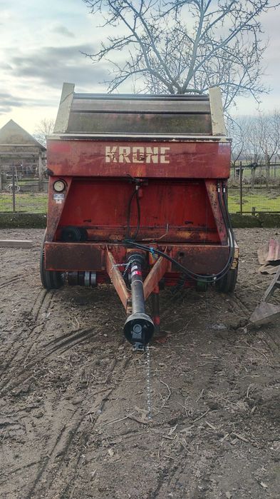 Vând sau schimb presă krone