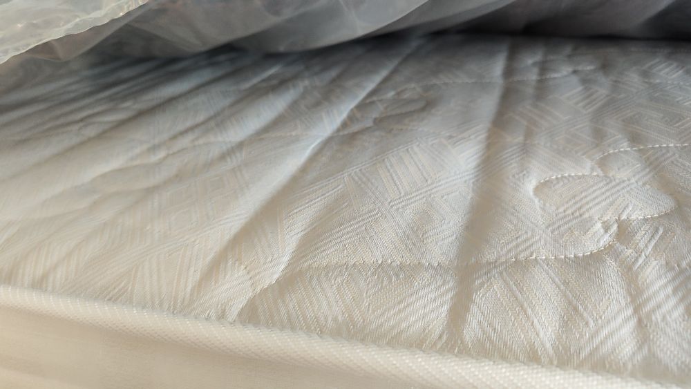 Продавам матраци