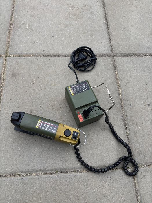 Proxxon pendular de precizie cu alimentator