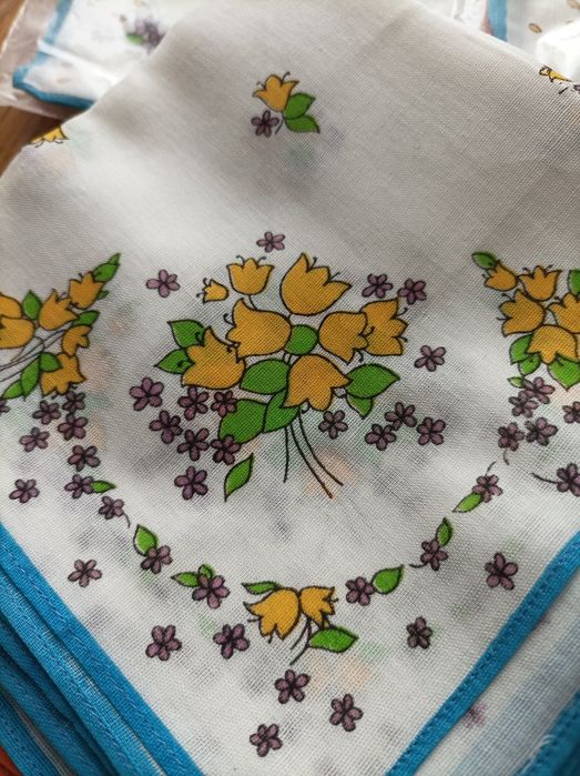 Дамски носни кърпички