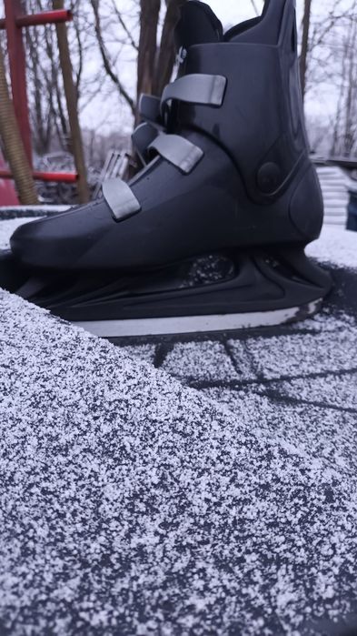 Vând patine TREX