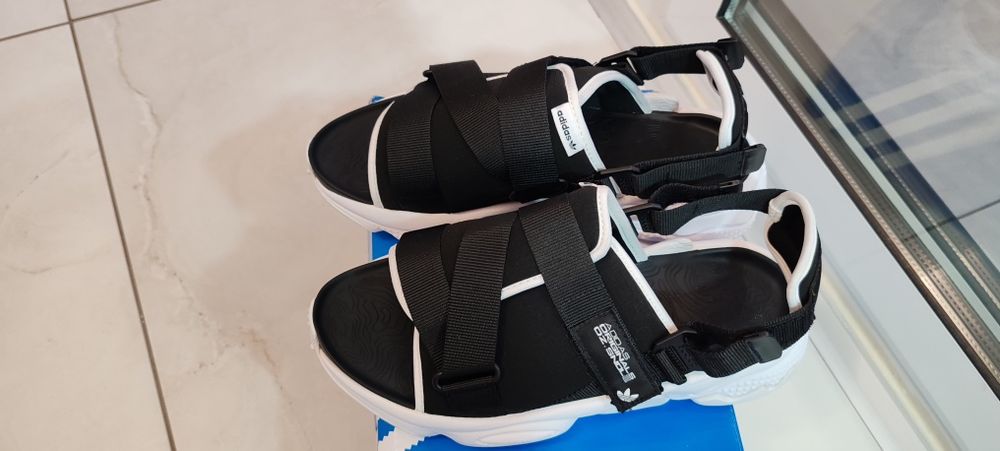 Sandale Adidas 40, 5 unisex
