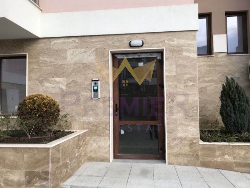 Продава се Двустаен апартамент в Варна, Виница - 73 кв.м за 1101 €/кв.м - Снимка #2