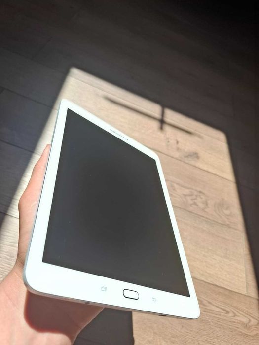 Tableta Samsung Galaxy Tab-S2 SM-T819