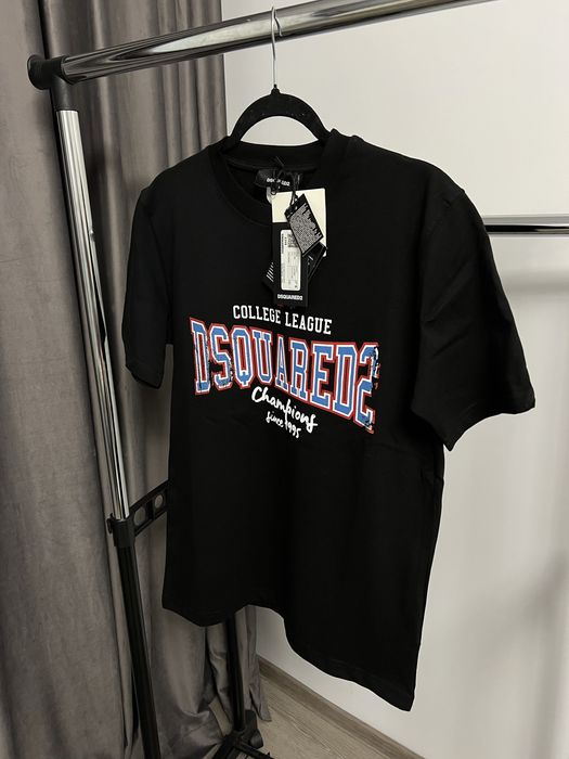 Tricou DSQUARED2 super calitate