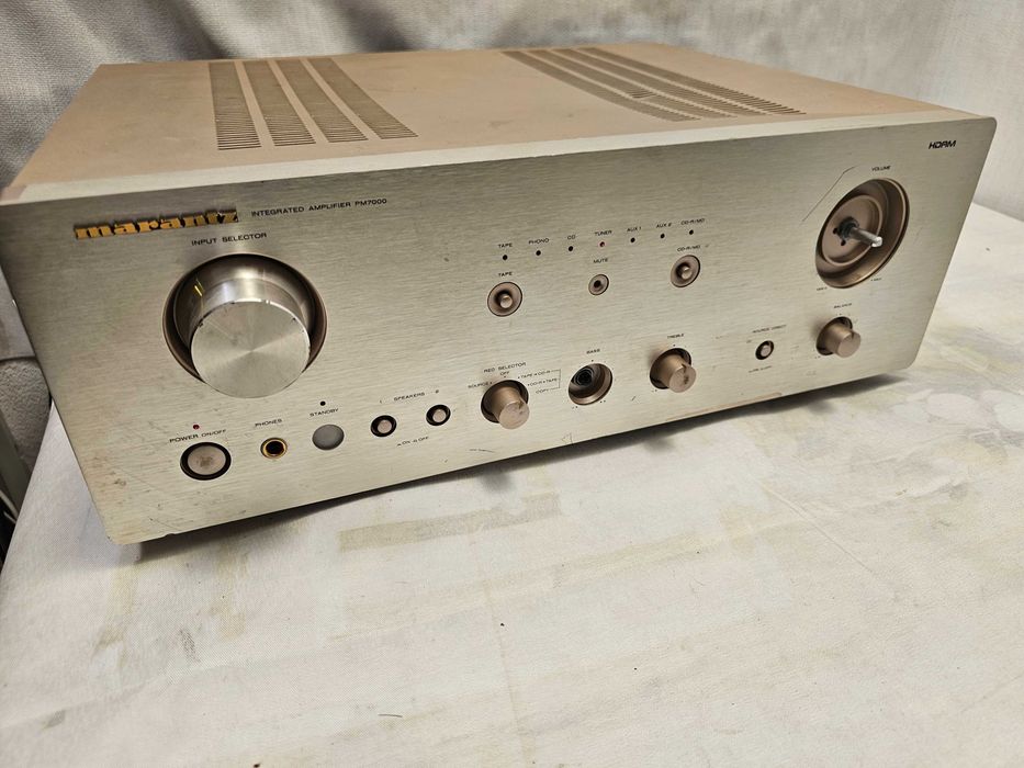 Amplificator Hi-Fi Marantz PM7000 (Gold/Champagne) – HDAM, Sunet de Excepție