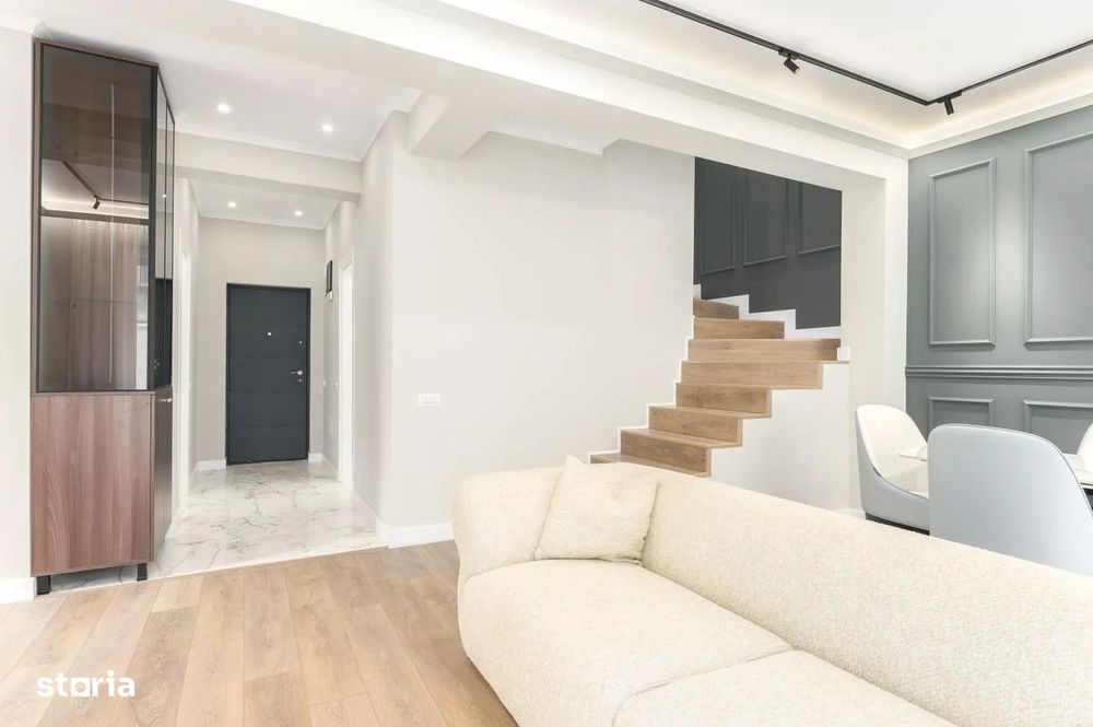 De vanzare casa P+1  120 mp utili 4 camere curte 130 mp