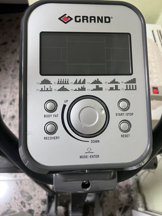 Спортивный тренажер E13 Eliptical