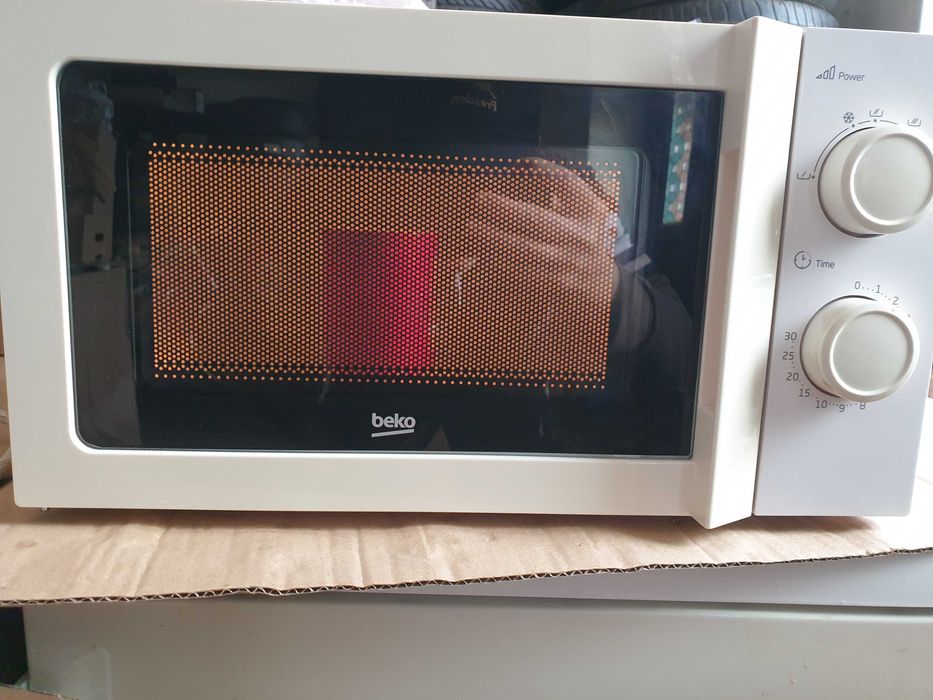 Cuptor cu microunde Beko-import