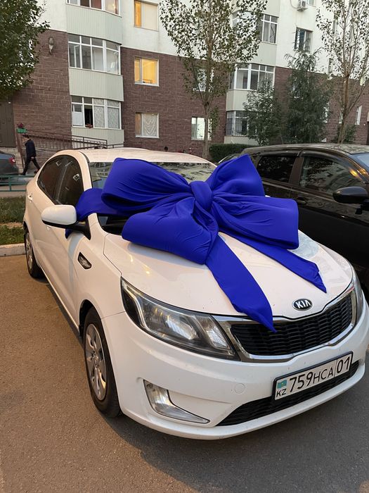 Сдам бант на машину