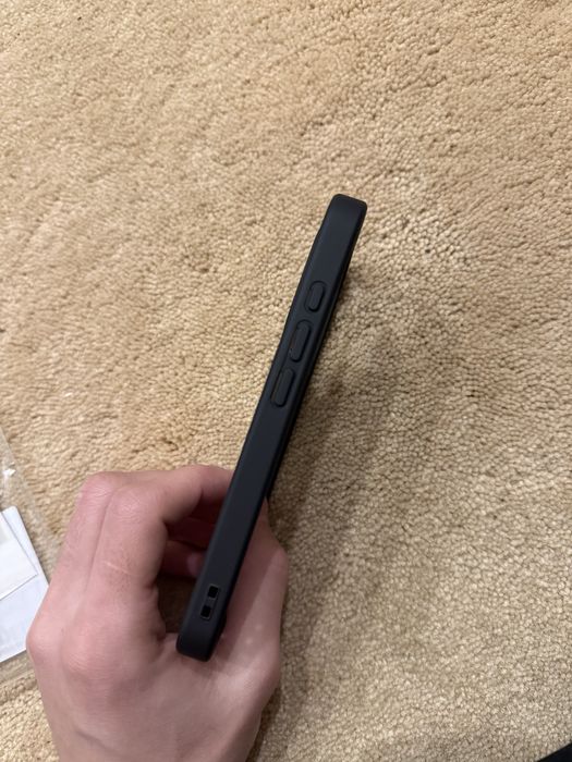 Husa Iphone 16 Pro noua