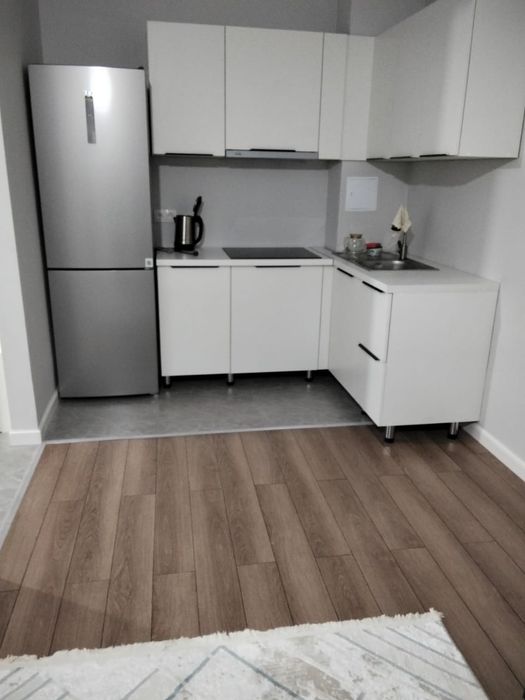 Сдам евро 2- х комнатную квартиру