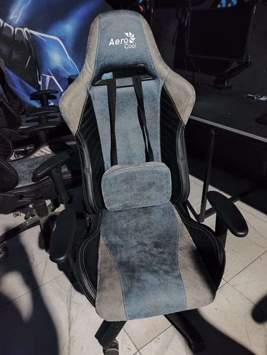 Игровое кресло        .