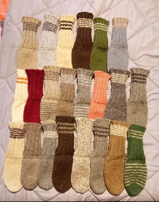 Вълнени чорапи. За София може и лично предаване.