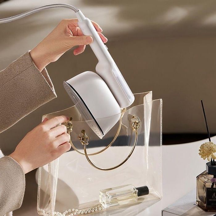 Отпариватель Midea, для дома.