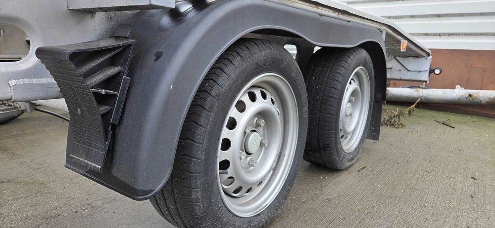 Platforma transport auto Gala Syrius