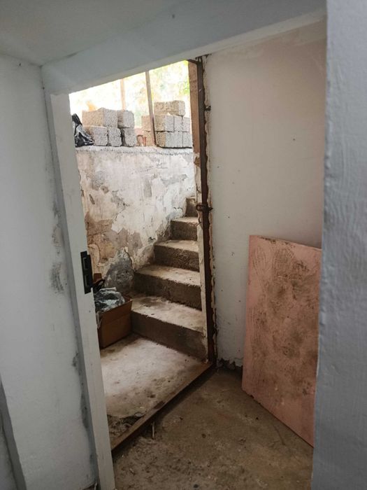 Срочно сдается подвальное помещение 3 комнаты,Ал-хоразми круг.