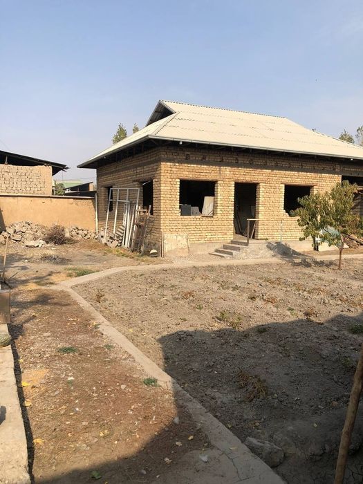 Бука туманида уй сотилади