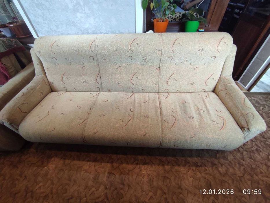 Продаётся диван  в хорошем состоянии.