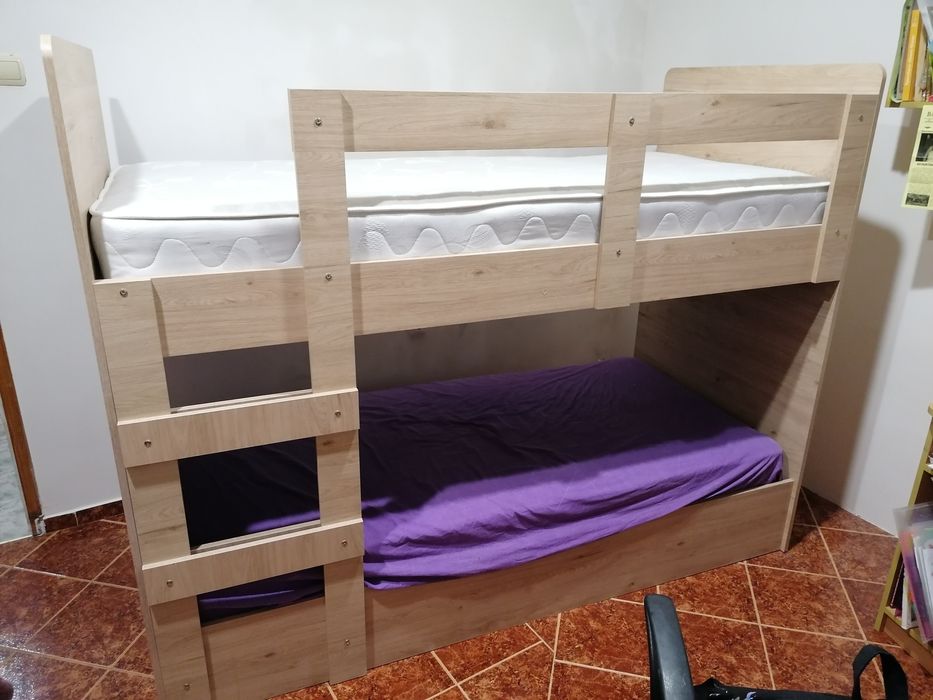 Двуетажно легло детско