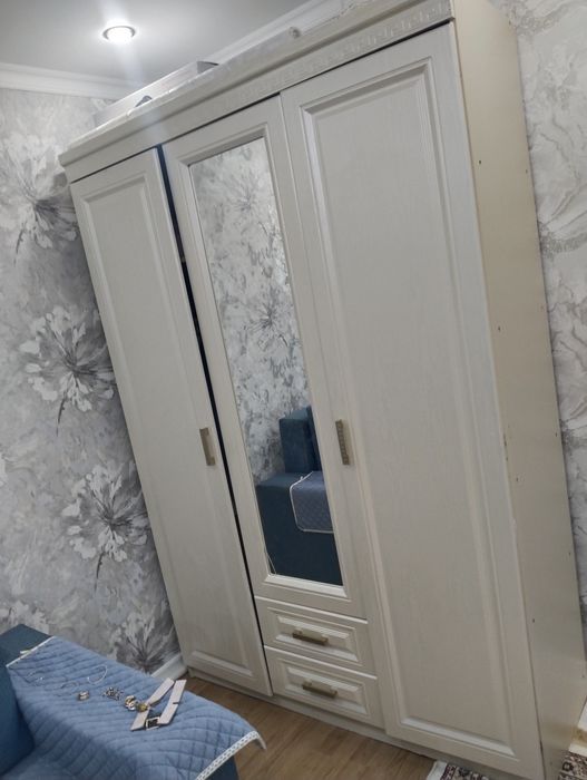 Шкаф продаётся срочно