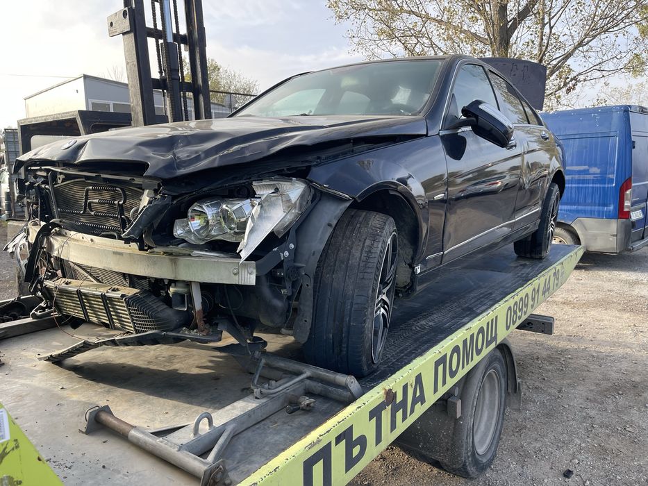 Mercedes C-class w204 на части